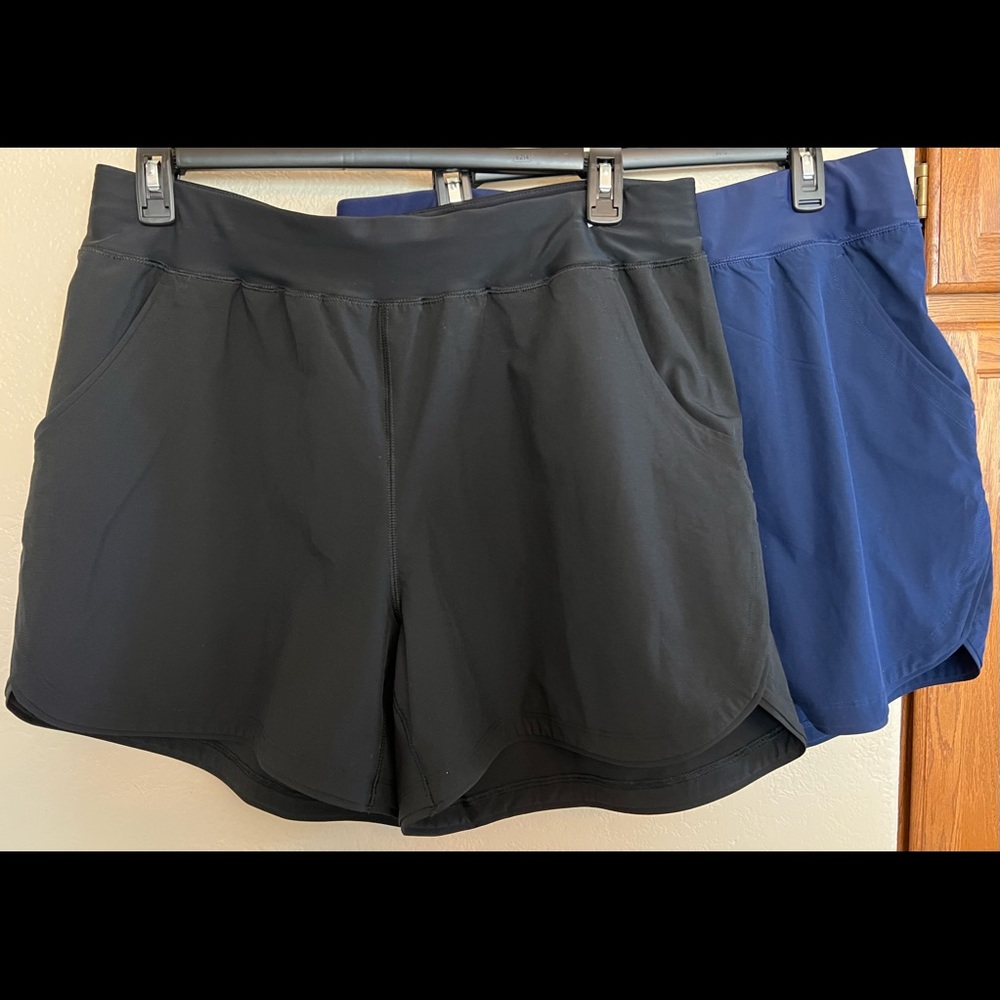 (2) Womens Bathingsuit Bottoms Black and Blue Size 18W